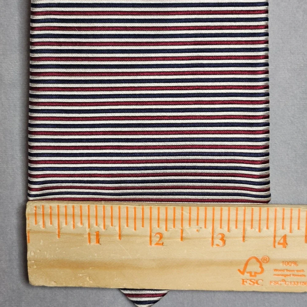 Brooks Brothers Makers Tie Mens Red‎ Blue Silver Striped Silk Made In USA